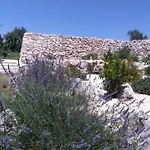 Bed & Breakfast Masseria Conti Filo 4*