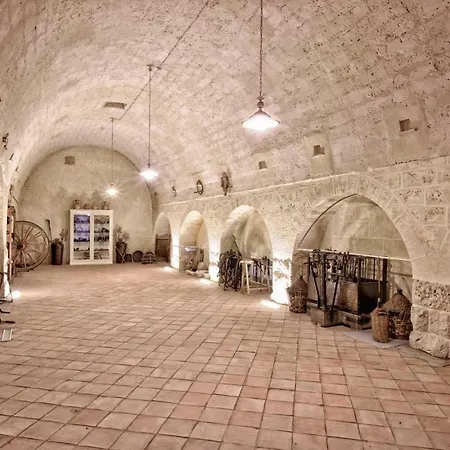 Bed & Breakfast Masseria Conti Filo 3*