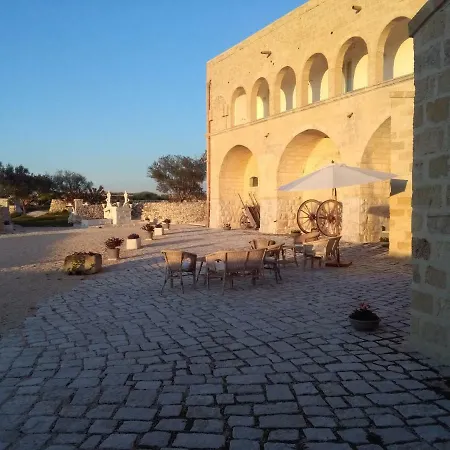Bed & Breakfast Masseria Conti Filo 3*