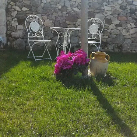 Bed & Breakfast Masseria Conti Filo 3*